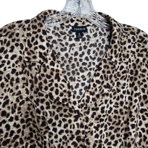 Torrid Challis Tie Front Animal Print Dolman Sleeves Top Size Large - Picture 4 of 10